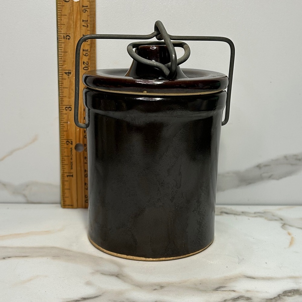 Vintage Brown Stoneware Crock with Wire Bale Lid Albany Slip Glaze Pottery Jar